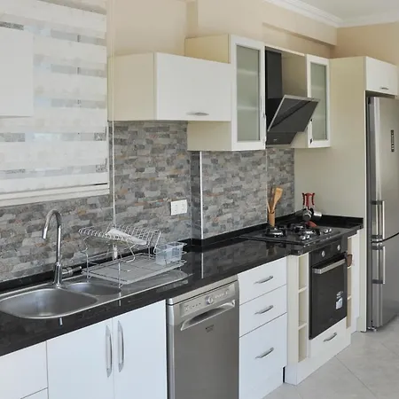 Sleeps 8 Pool Air Con Wifi Villa